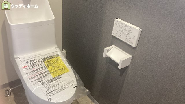 草加市瀬崎5丁目　中古一戸建てのトイレ