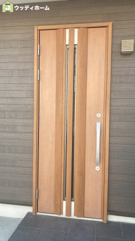 草加市瀬崎5丁目　中古一戸建ての玄関