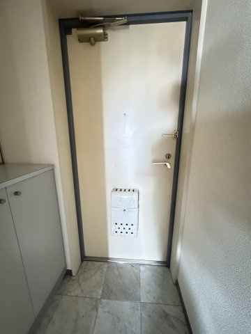 パークプラザ鷹取の玄関