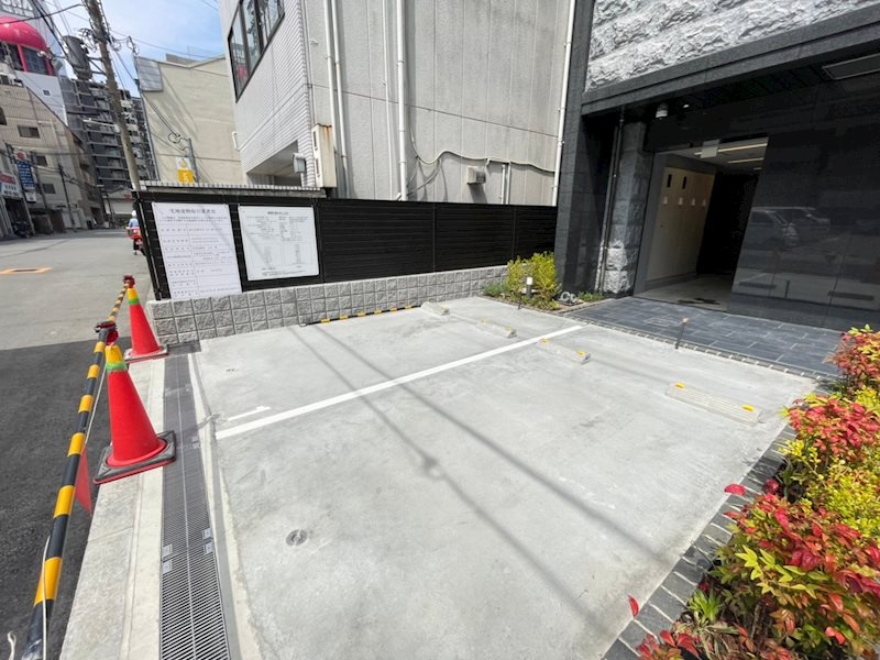 プレサンス松屋町ヴェルデスの外観