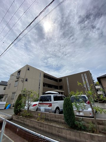 シャンドリエの外観