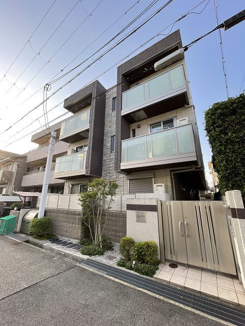 ブランコート西宮北口の外観