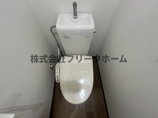 小金井市緑町５丁目の賃貸マンションのトイレ