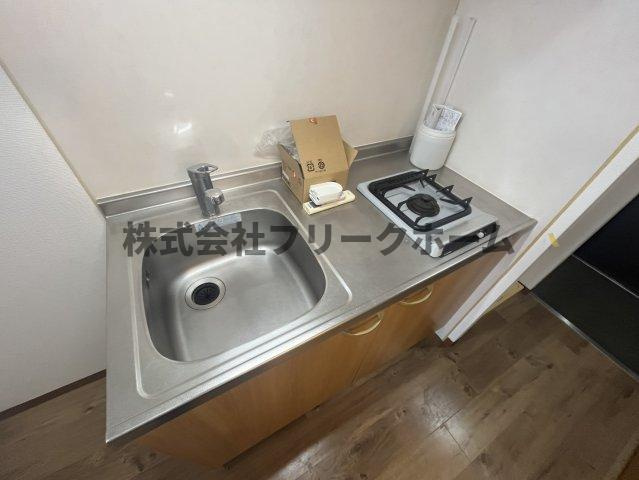 小金井市緑町５丁目の賃貸マンションのキッチン