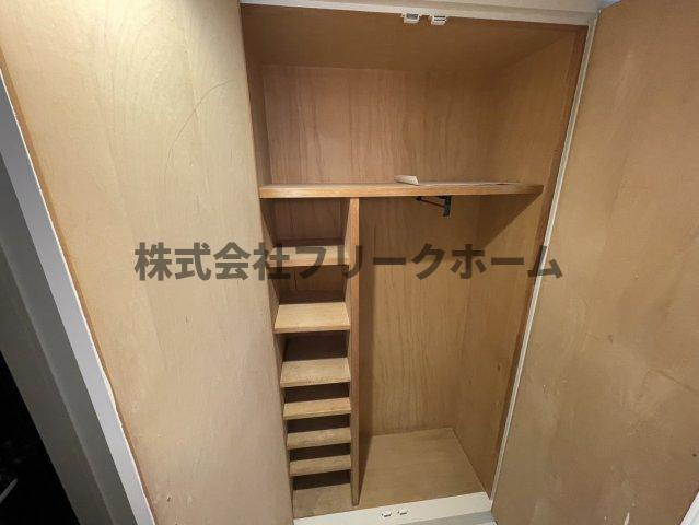 武蔵野市吉祥寺東町３丁目の賃貸マンションの収納