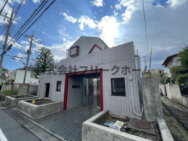 武蔵野市吉祥寺東町３丁目の賃貸マンションのエントランス