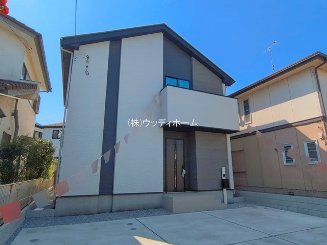 越谷市千間台西28期　新築一戸建ての外観
