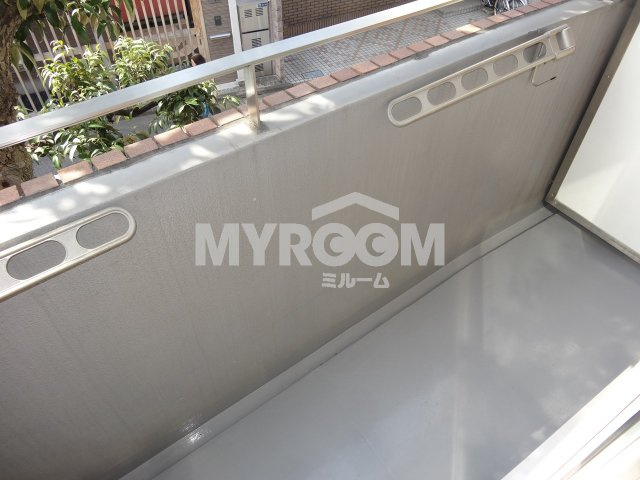 ピエタテールのバルコニー|洗濯物がしっかり干せるバルコニーです☆（同一仕様写真）