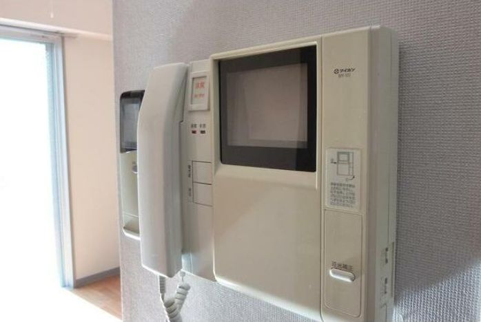 ピエタテールのセキュリティ|モニター付インターホンで来客時も安心☆