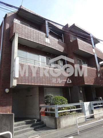 ピエタテールのエントランス