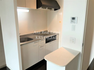 【キッチン】 | アネスト北堀江 | IH3口でお料理するのが楽しみです♪お掃除はラクラクです！