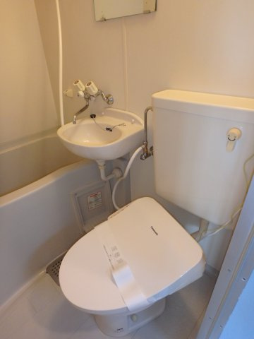 メゾンマロニエのバルコニー