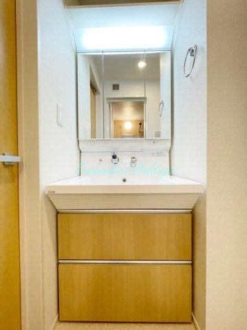 茅ヶ崎市出口町のアパートの洗面所