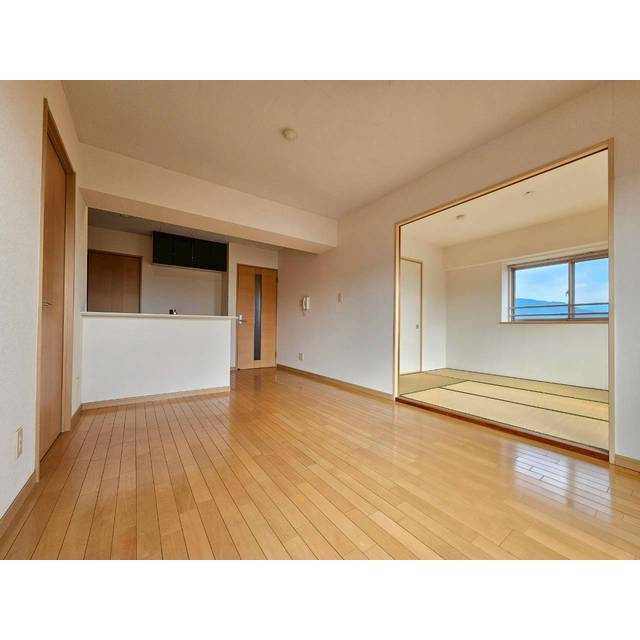 サピエンツァ太宰府の居間・リビング|別号数タイプ