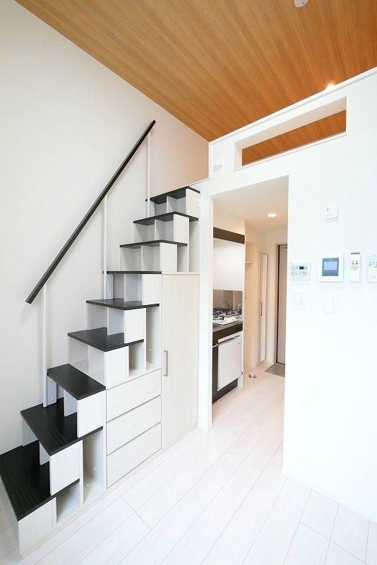 ハーモニーテラス向島Ⅱの居間・リビング