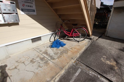 【その他共用部分】 | エルディムナカタ | 自転車置場