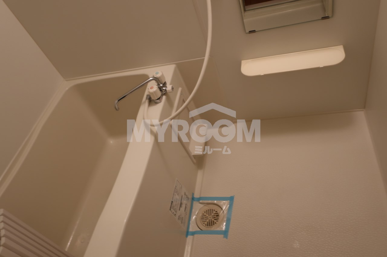 グレイシス東池袋の浴室