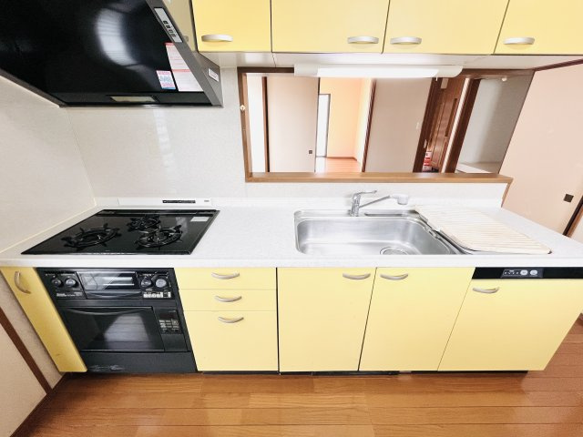 前橋市昭和町三丁目　中古住宅のキッチン