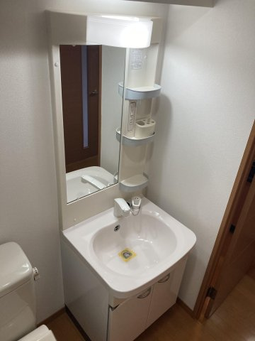 ピュアドーム箱崎ステーションの洗面所