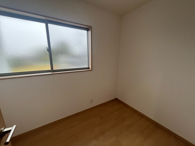 南国市上野田　中古一戸建ての洋室|全室南向き！日当たり良好です。