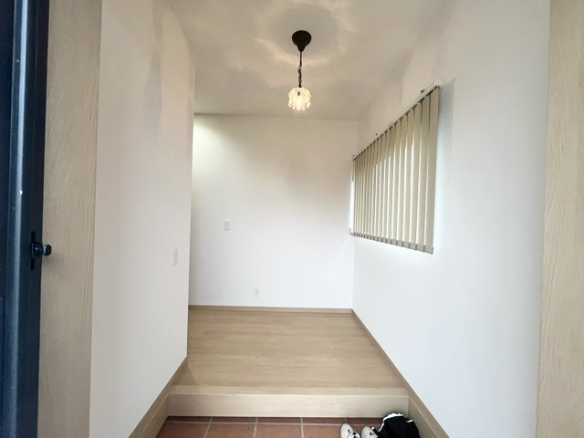 南国市上野田　中古一戸建ての洋室|窓付で明るいです☆