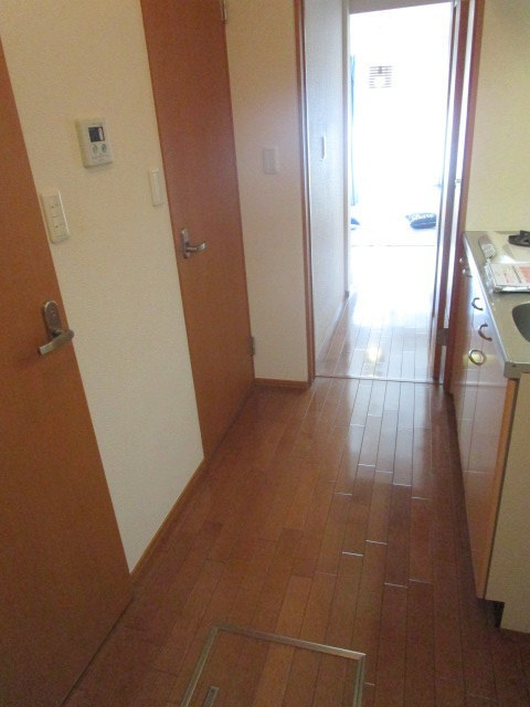 メゾン南林間Ⅱの玄関