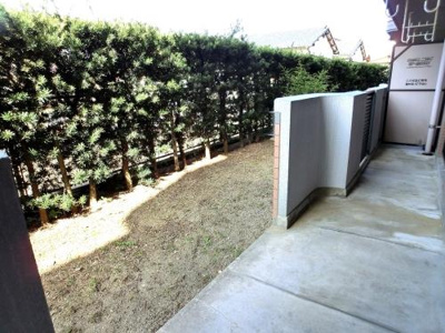 【バルコニー】 | ヴィラージュ荷稲