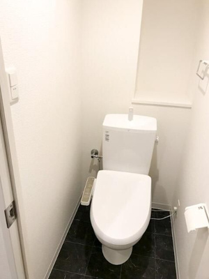 【トイレ】 | グレイスコート寿宝 | コンパクトで使いやすいトイレです