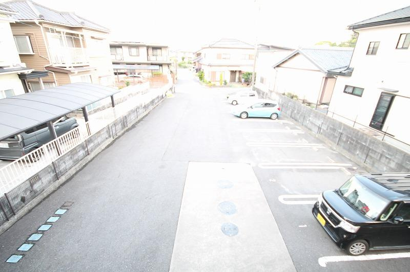秋桜　　刈谷市近郊の賃貸ならクラスホーム刈谷の駐車場