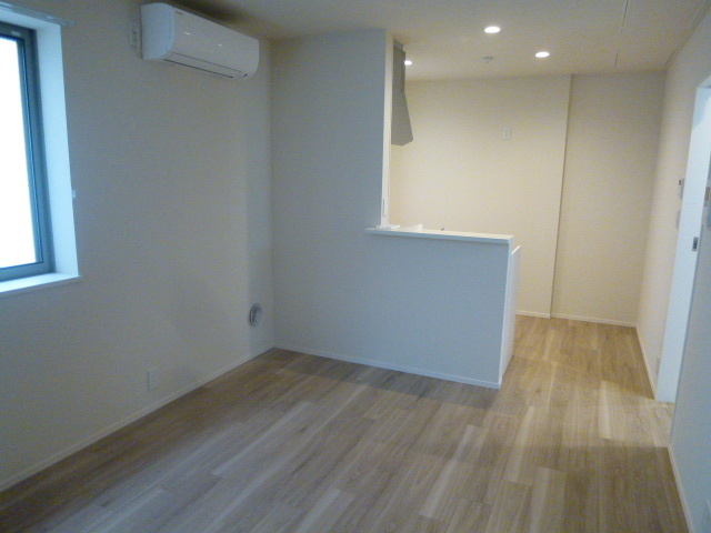 ブラウレーヘン東池袋の居間・リビング|★キレイなフローリングのお部屋です★