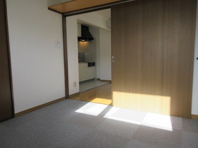PLAIN7の洋室