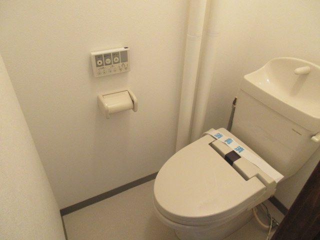 PLAIN7のトイレ