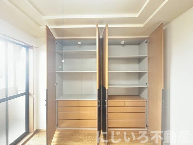 エル・アールの収納