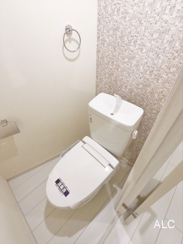 新宿区市谷台町の賃貸マンションのトイレ|同仕様