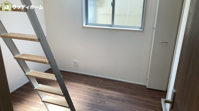 越谷市赤山町2丁目　新築一戸建ての子供部屋
