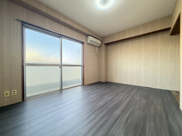 マンション綾の寝室