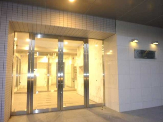 エスポワール江戸川のエントランス