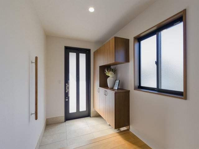 福島市笹谷の玄関