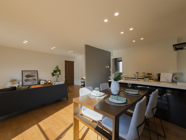 福島市笹谷の居間・リビング|※家具類はイメージです