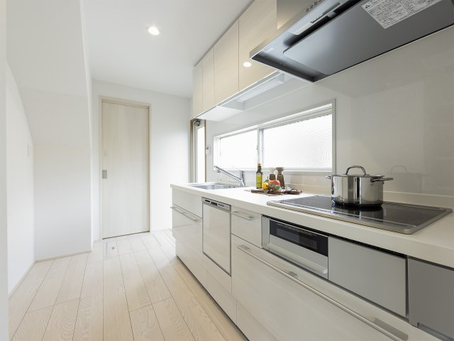 福島市方木田字石田のキッチン