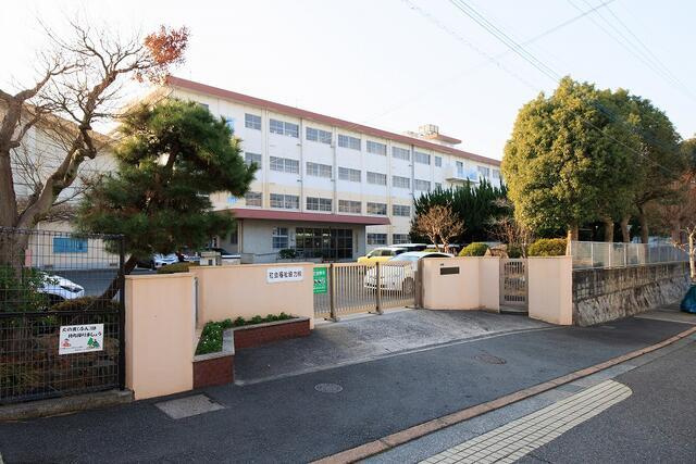 サンコート　八幡西区鷹の巣２丁目の周辺|萩原小学校まで160m 