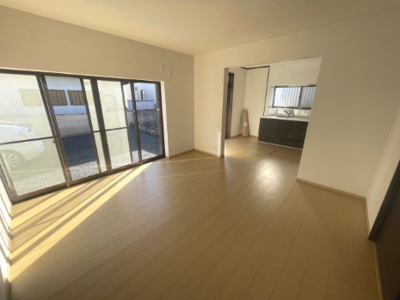 【居間・リビング】 | 真岡市長田3LDK中古住宅