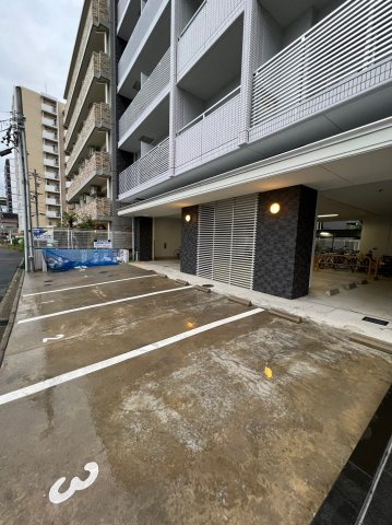 ブルームライフ黒川　名古屋市賃貸　仲介手数料無料の駐車場