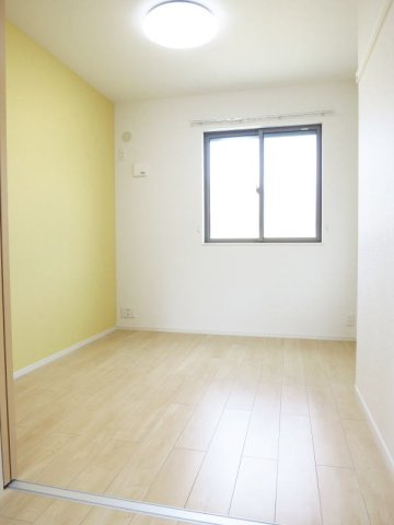 ノーバ西幡豆　　刈谷市近郊の賃貸はクラスホーム刈谷店の内装|明るい色調の室内です