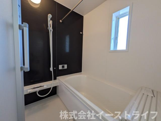 【新築戸建】　いわき市常磐西郷町第10　全10棟の浴室|2号棟写真　リラックスできる雰囲気の浴室です。洗い場が広々としています。浴槽も広くリラックスするには最適です。