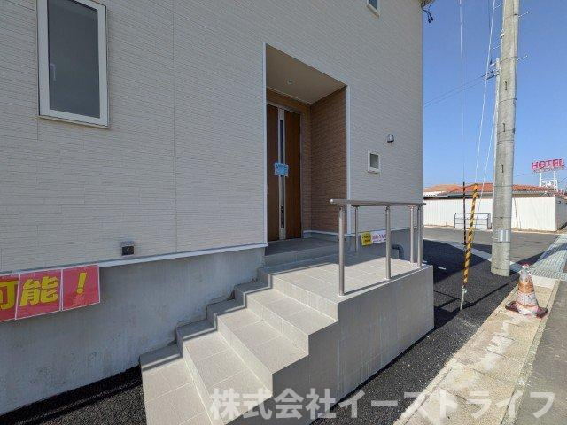 【新築戸建】　いわき市常磐西郷町第10　全10棟の玄関|2号棟写真　玄関ポーチもある落ち着いた玄関です
