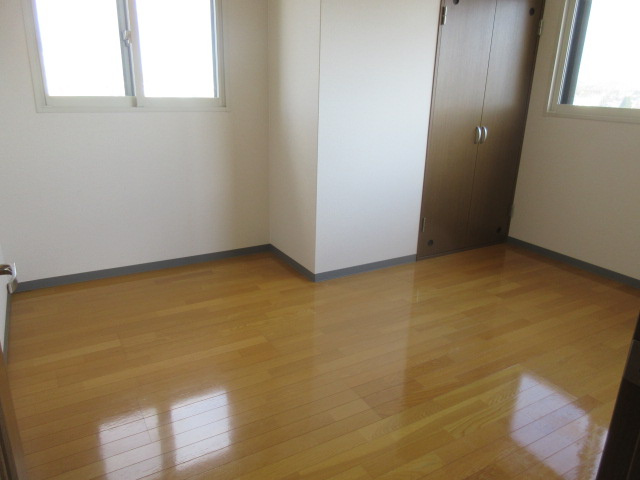 CENTER CTIY5の洋室