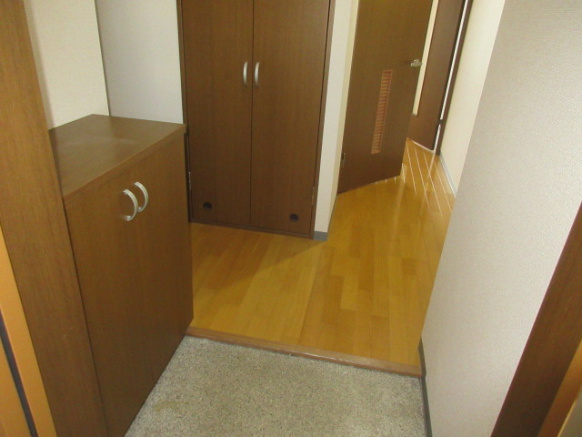 CENTER CTIY5の玄関