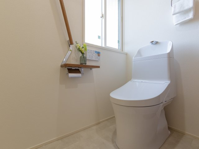 会津若松市天寧寺のトイレ|1，2階トイレ交換済みです。