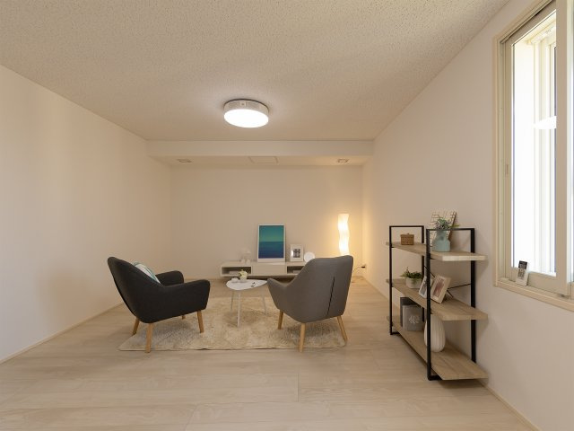 会津若松市天寧寺の洋室|防音室・ピアノ演奏や映画鑑賞、リモートワークにも。
※家具類はイメージです